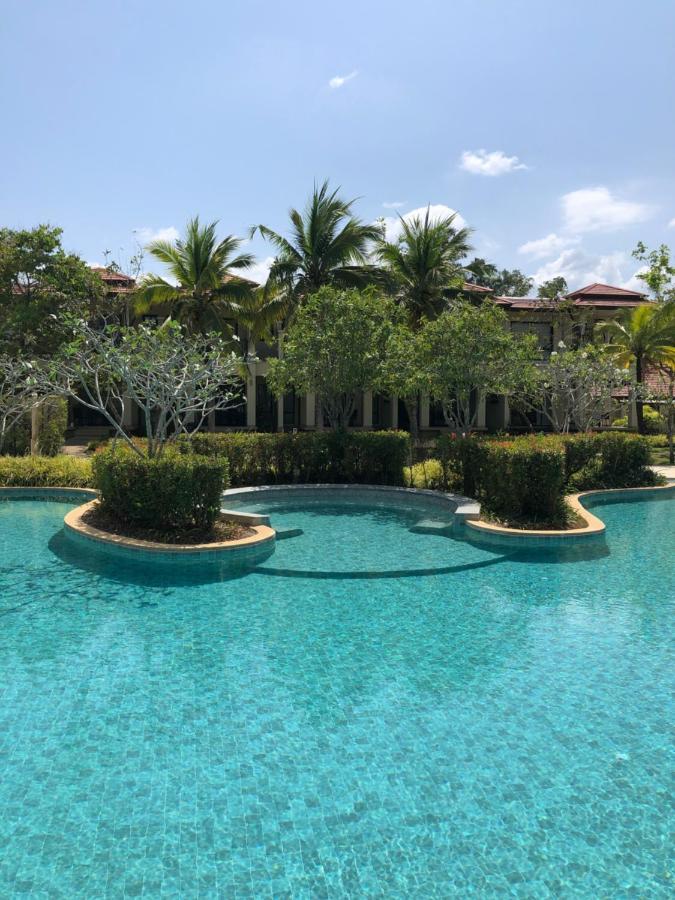 Phuket 2-bedrooms 403m2 Private Poolside Xl-family *